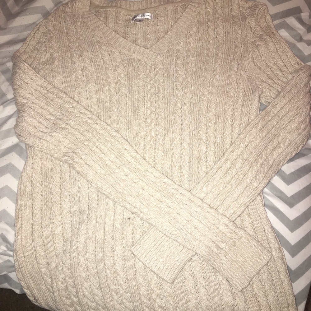 Croft & Barrow tan sweater